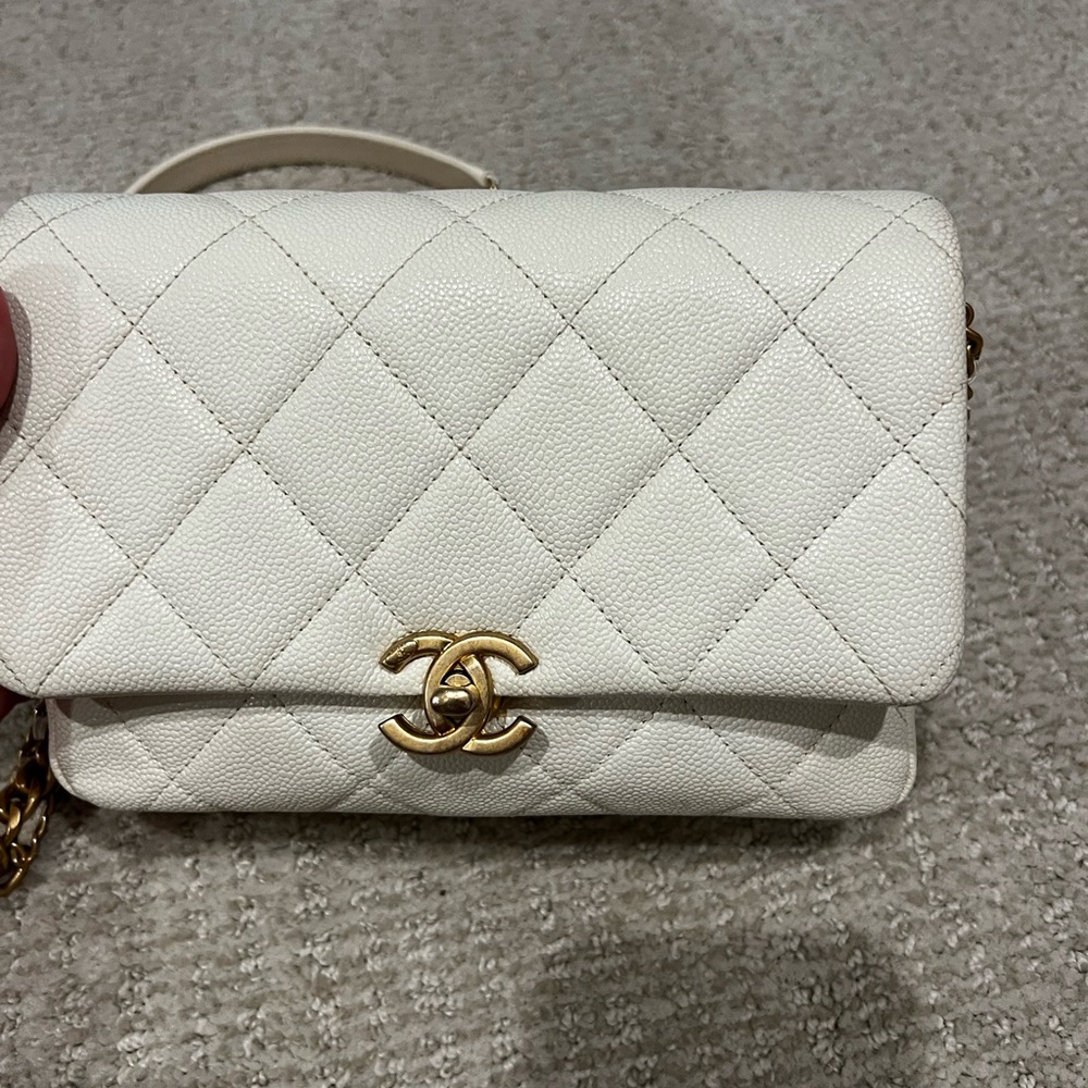Chanel melody